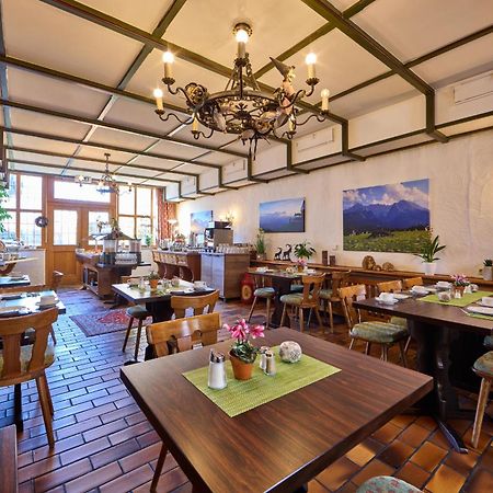 Hotel Drei Mohren Γκάρμις-Παρτενκίρχεν Εξωτερικό φωτογραφία
