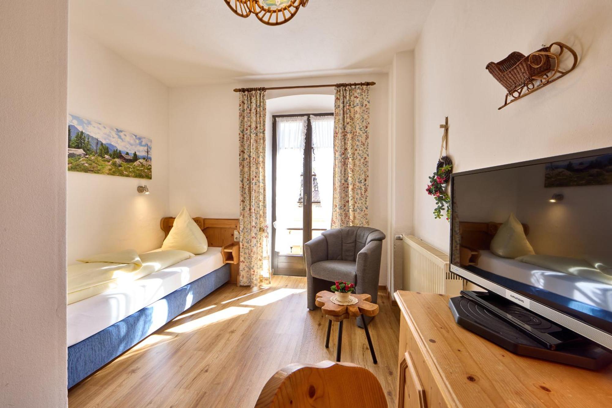 Hotel Drei Mohren Γκάρμις-Παρτενκίρχεν Εξωτερικό φωτογραφία